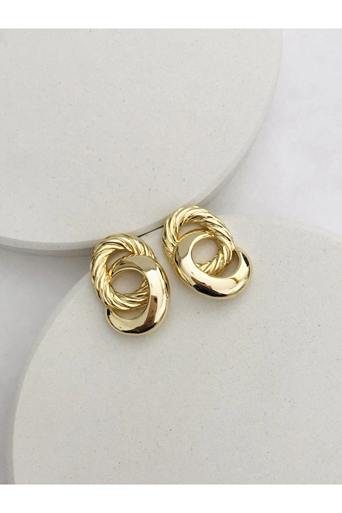 Çelik Salyangoz Küpe