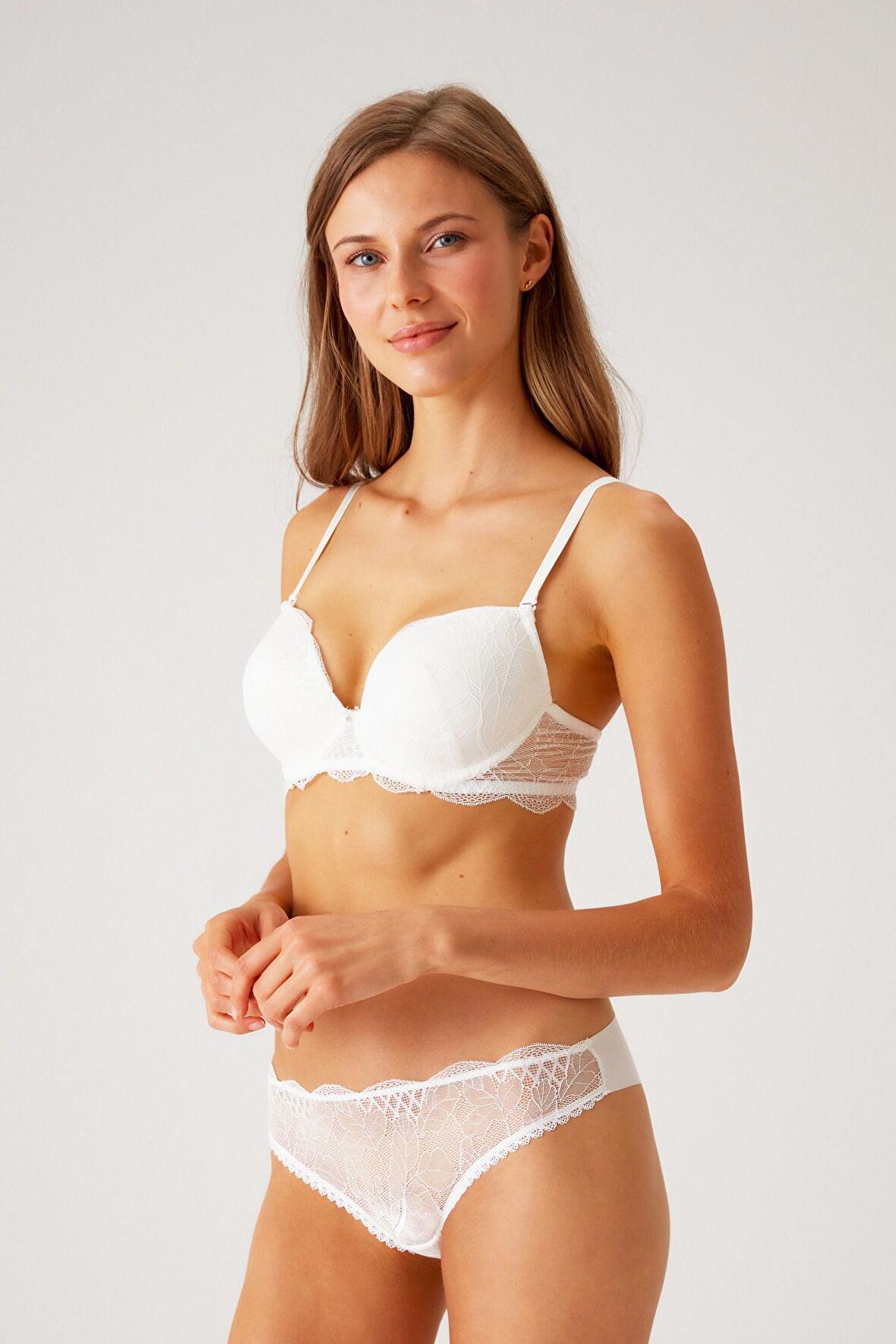 Kadın Ekru 4795 Madrid Dantel Detayli Desteksiz Iz Belli Etmez Sütyen Takimi