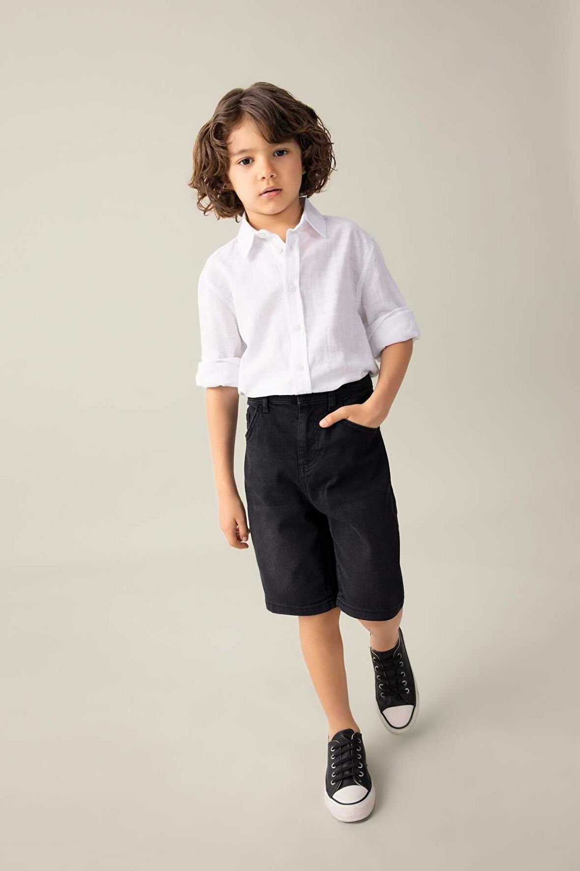 DeFacto Erkek Çocuk Basic Düz Jean Şort B5741A824SMNM40