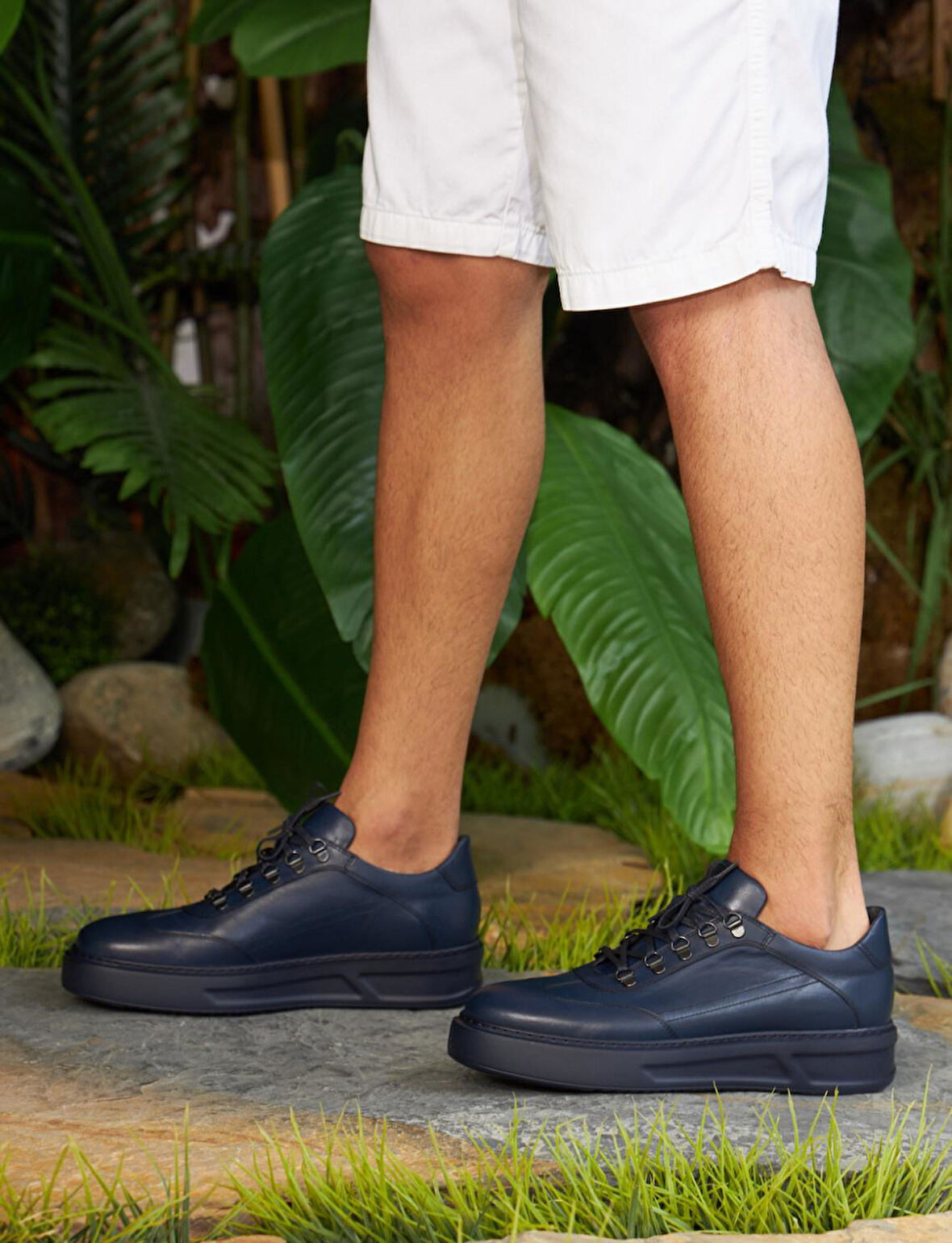 Mevsimlik Hakiki Deri Lacivert Bağcıklı Erkek Spor Ayakkabı