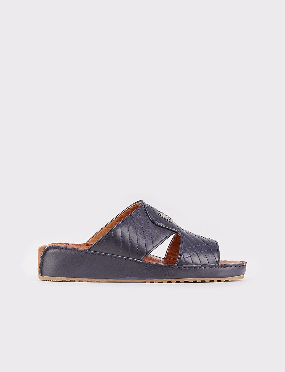 Erkek Hakiki Deri Logo Aksesuarlı Lacivert Terlik