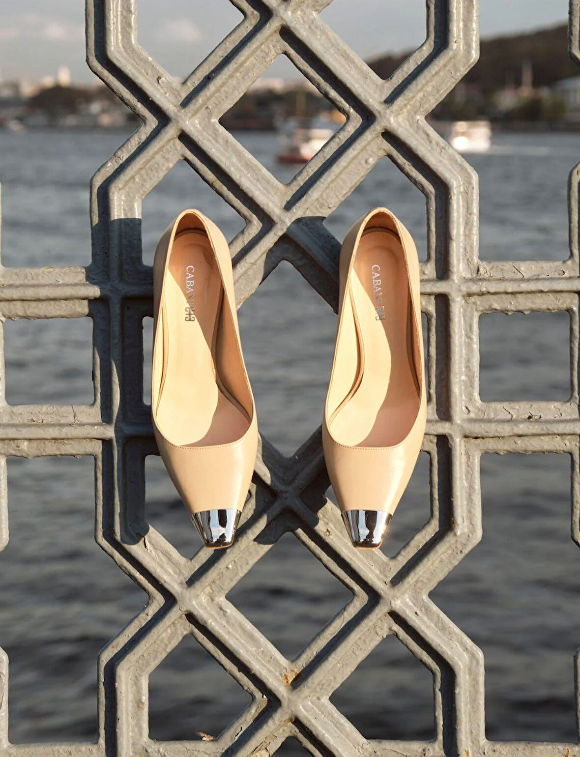 Cabani %100 Hakiki Deri Bej Kadın Topuklu Ayakkabı