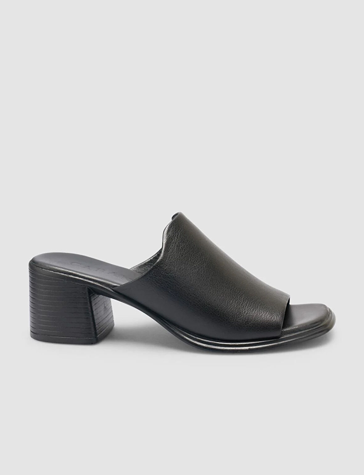 %100 Hakiki Deri Topuklu Siyah Kadın Terlik