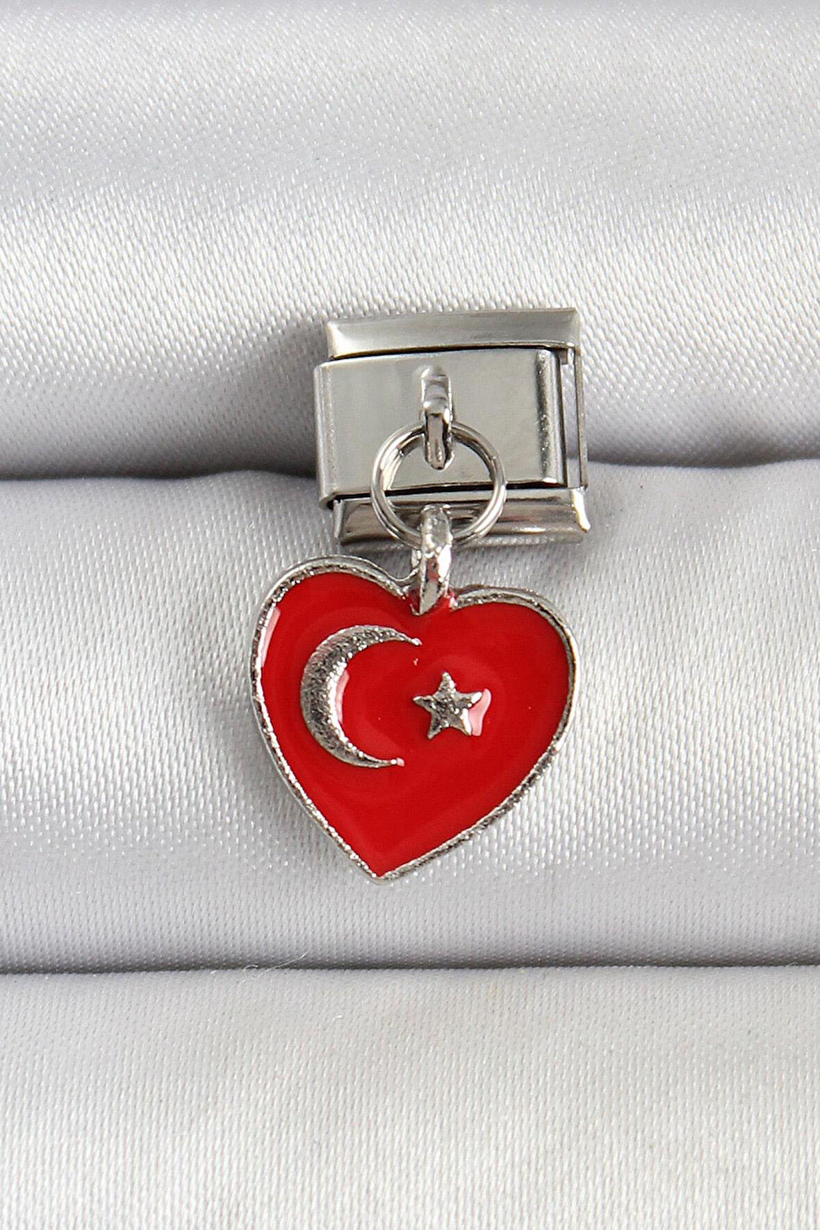 Celira Çelik Gümüş Renk Kalp Türk Bayrağı Model Nomination Charm