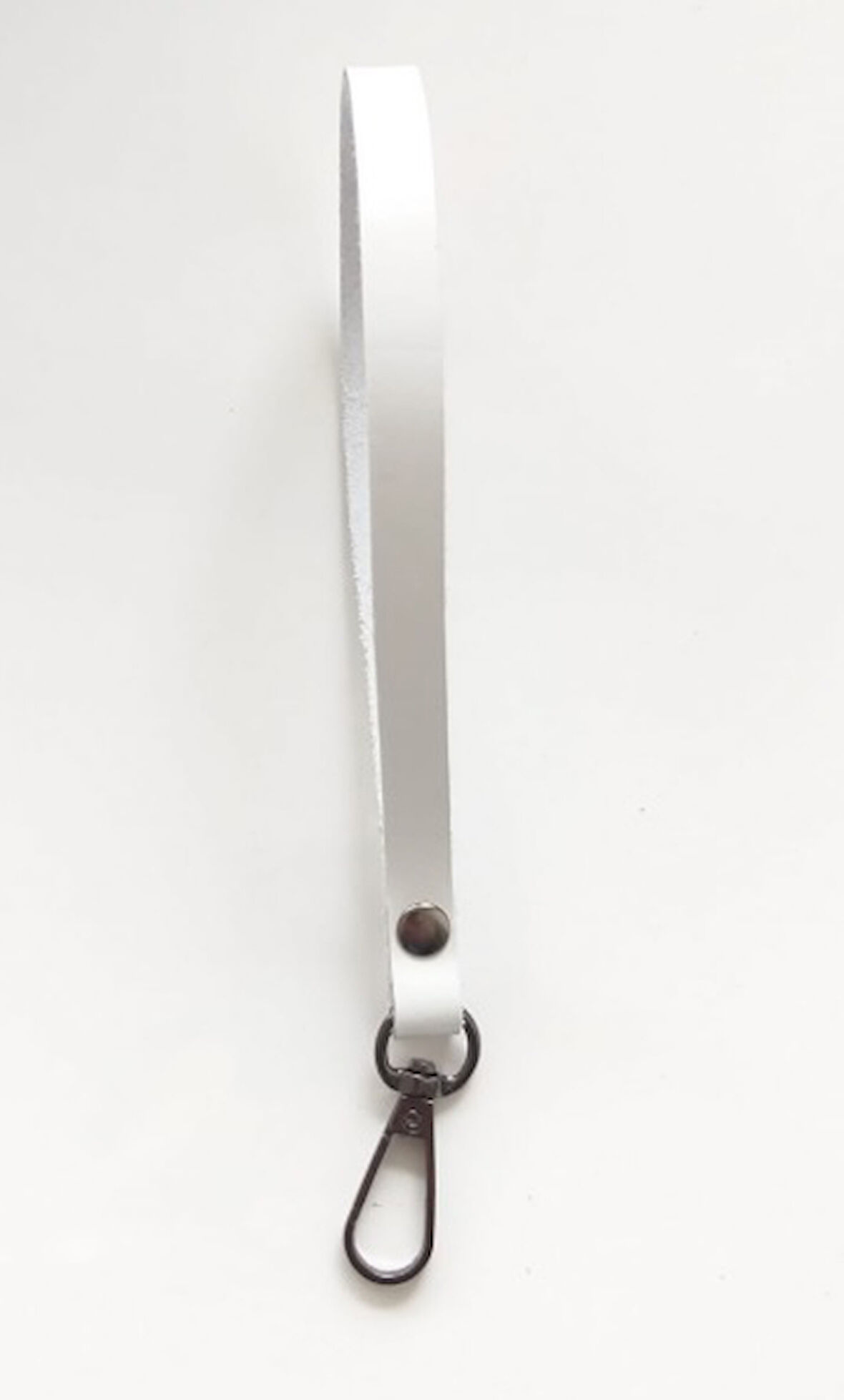 Çanta Aksesuar Gerçek Deri Beyaz Renk Elcik Metali Füme