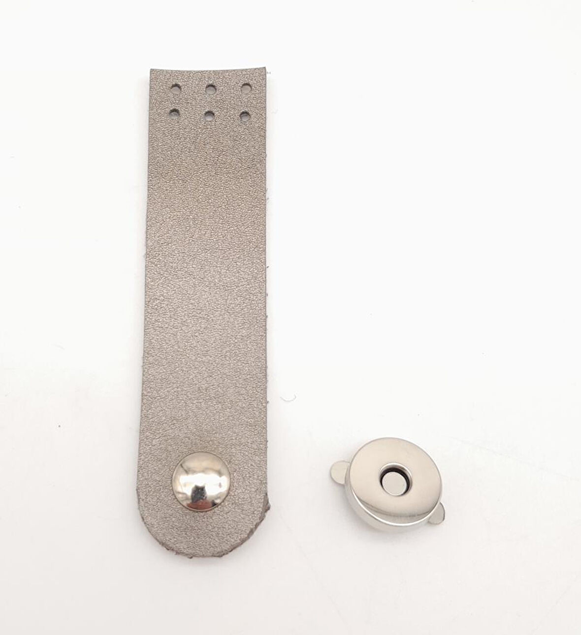 Çanta Aksesuar Parlak Gri Renk Tek Kat Suni Deri Kapak 10.5x2.5 cm Gümüş Metal