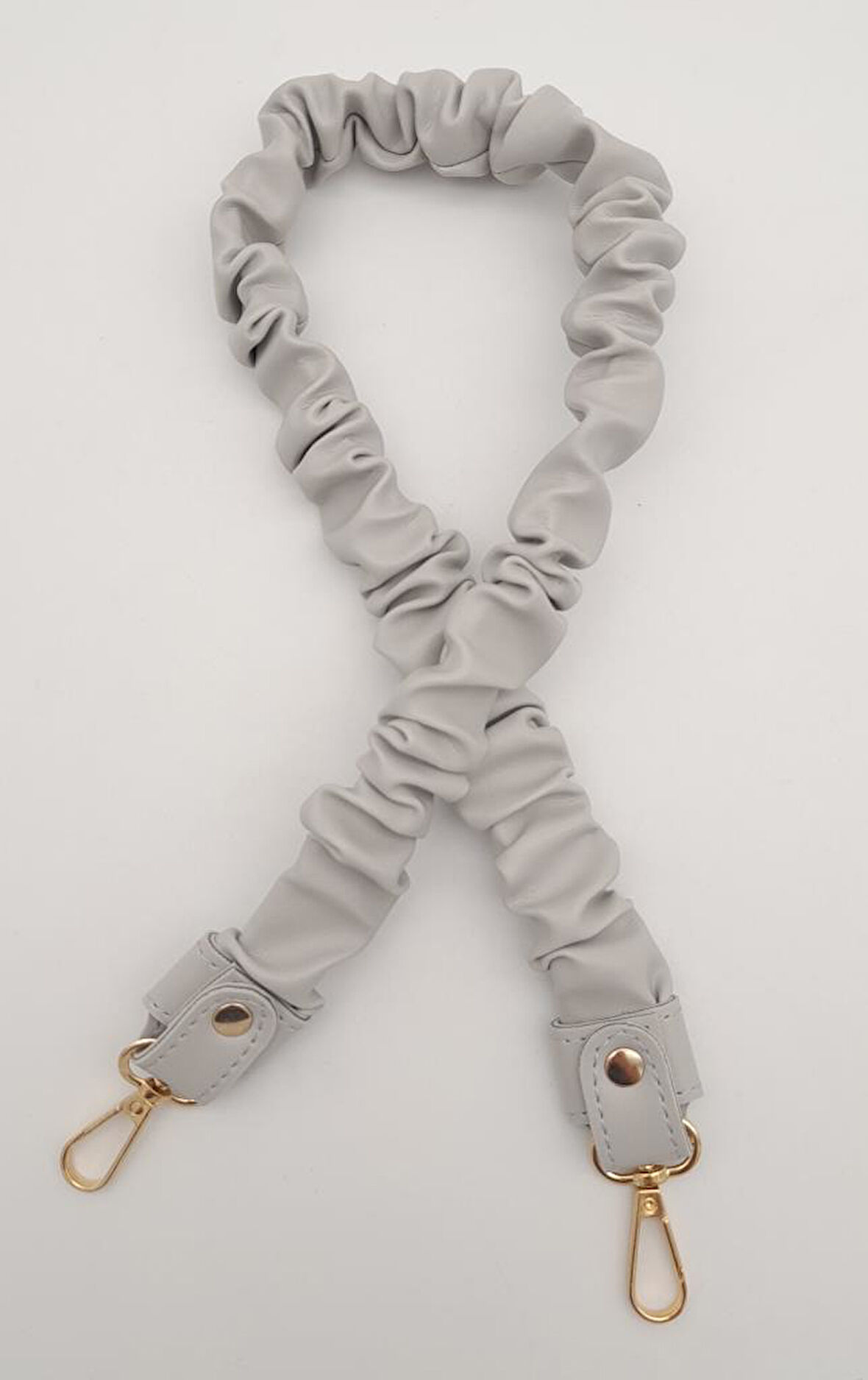 Çanta Aksesuar 70 cm Büzgü Model Suni Deri Açık Gri Renk Çanta Sapı Light Gold Metalli