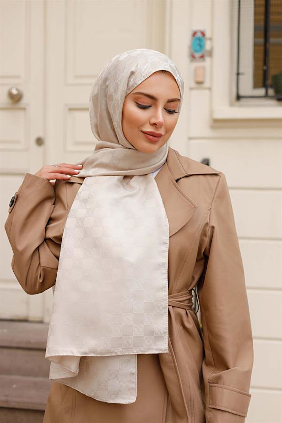 Dama Desen Şal Taş