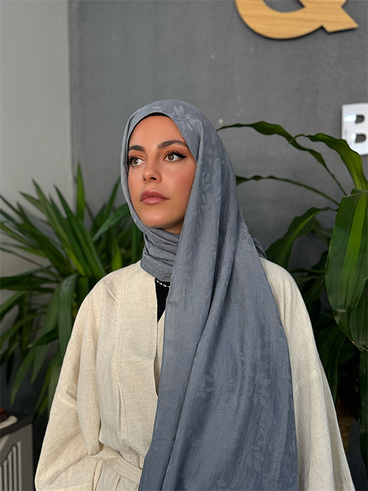 Yaprak Desen Şal Antrasit