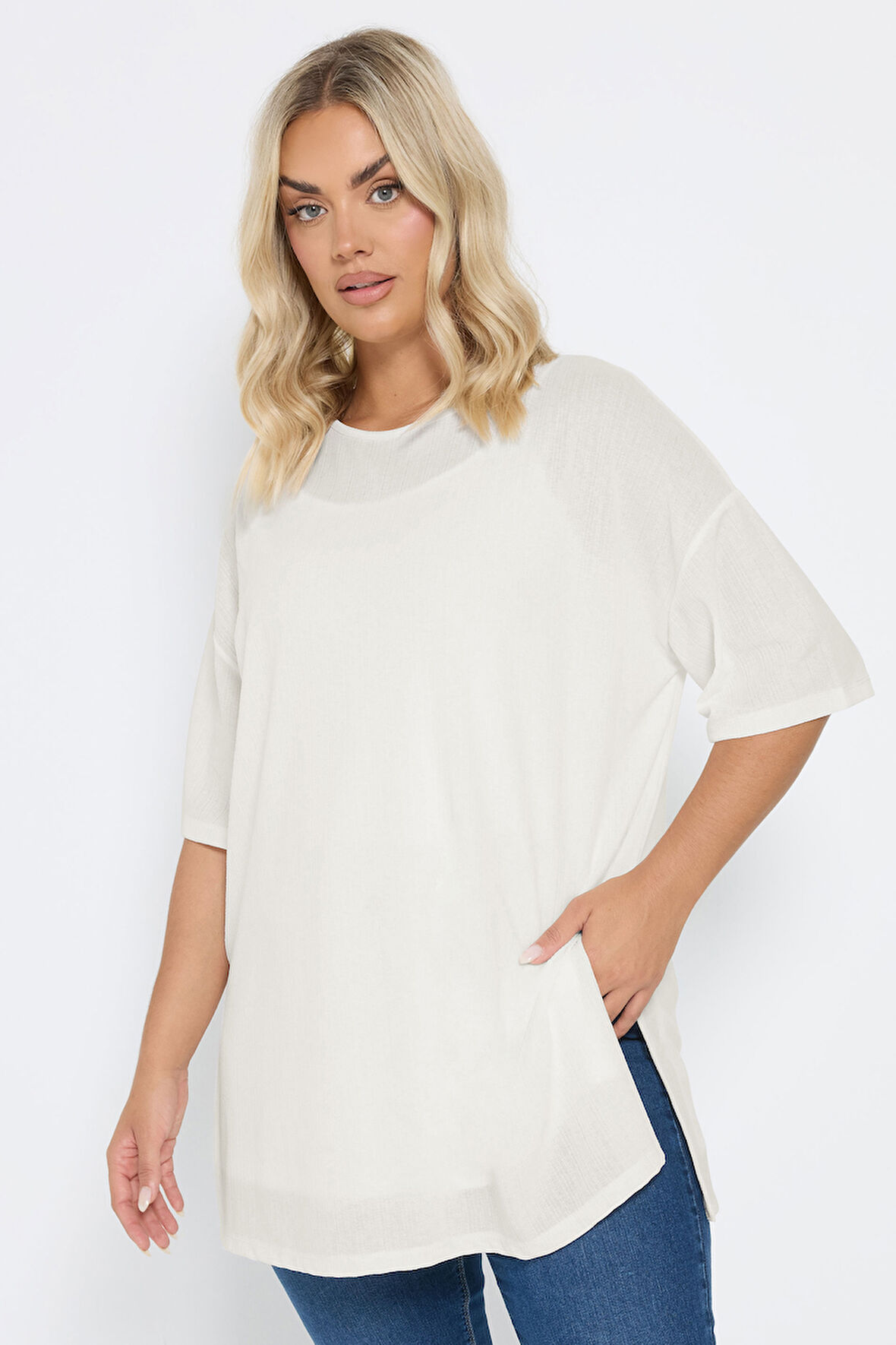 Büyük Beden Bisiklet Yaka Kısa Kollu Yanları Yırtmaçlı Astarlı Bluz 303434