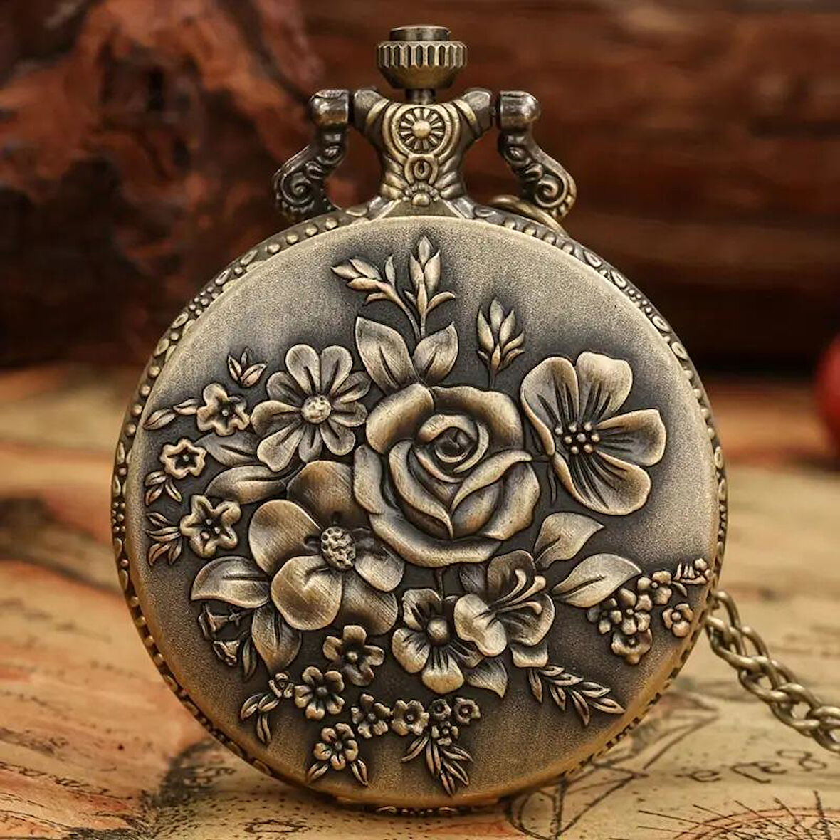 Valkyrie Zarif Kabartma Çiçek Desenli Vintage Bronz Cep Saati - Kolye Köstekli Retro Hediye