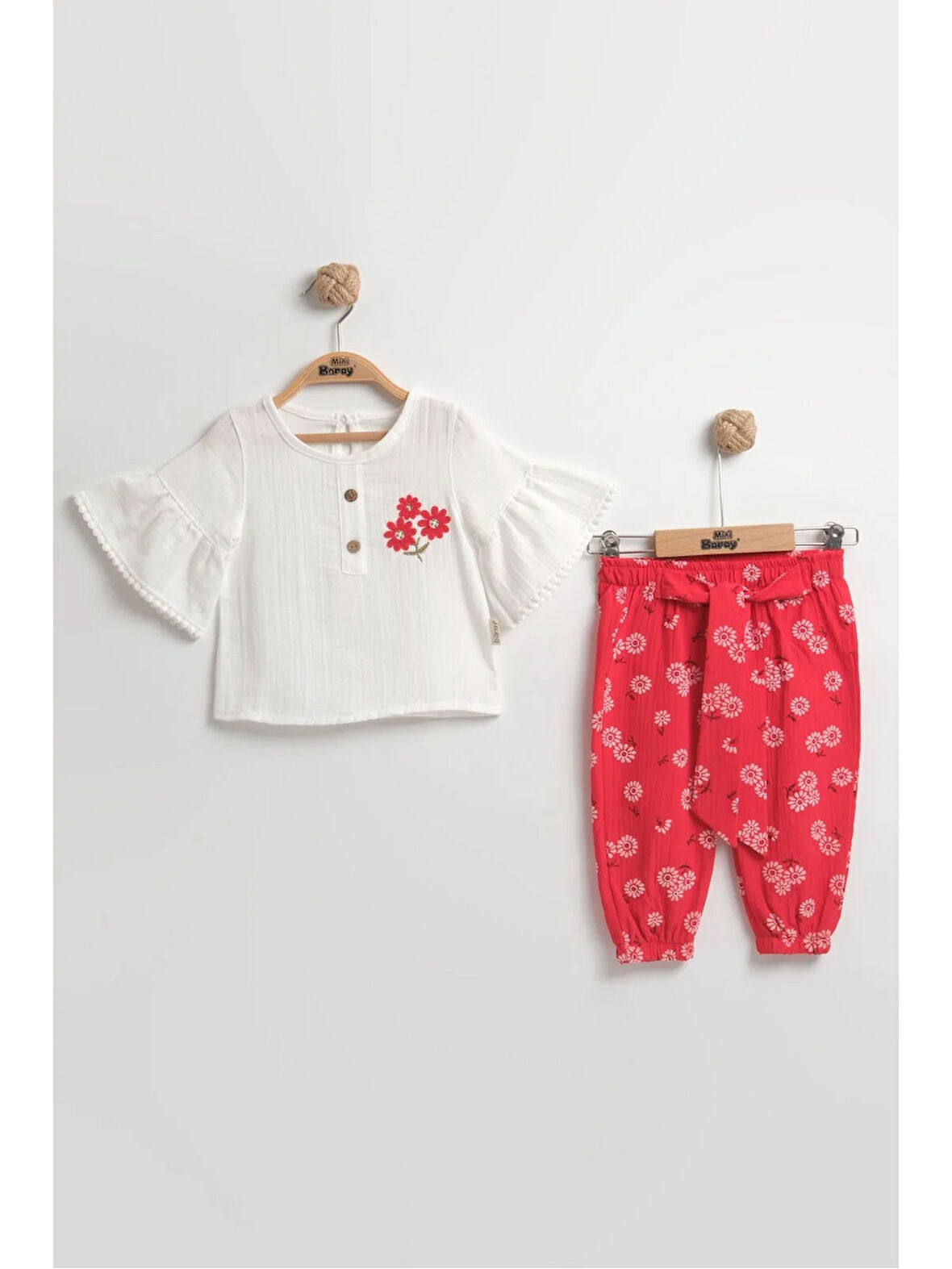 Çiçekli Müslin Pantolonlu Kız Bebek Takımı %100 Pamuk (9-12-18 Ay) - Şık ve Rahat Günlük Set