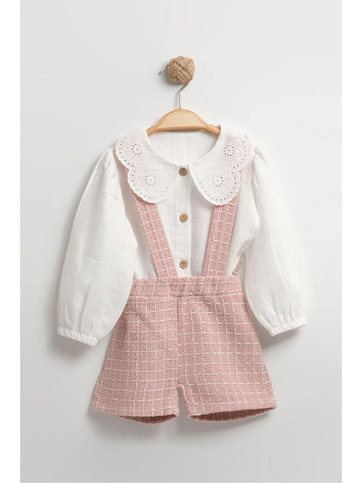 Dantel Yakalı Müslin Gömlekli Askılı 2'li Kız Bebek Takımı - Şık ve Nefes Alan Kumaş
