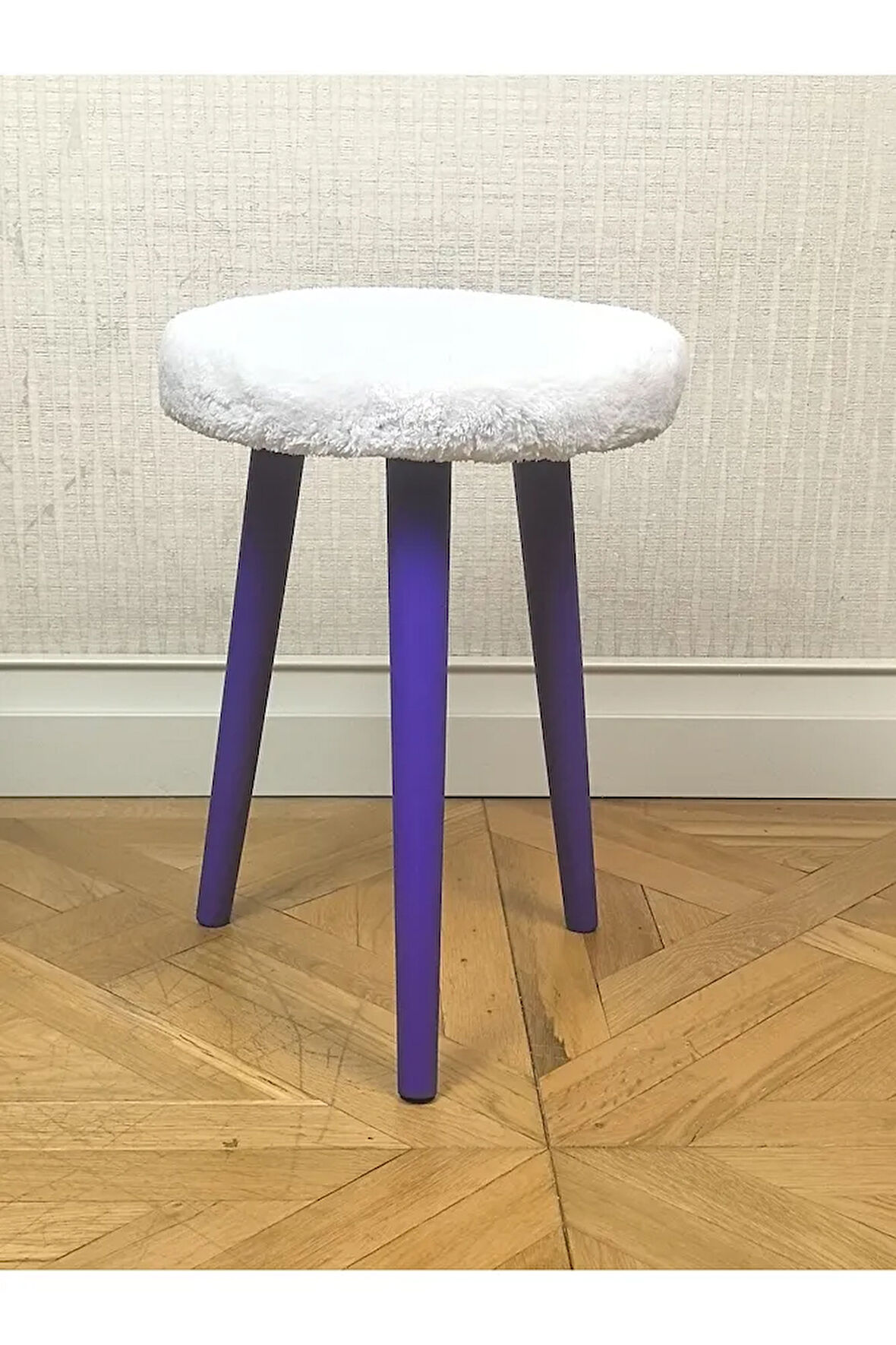Gürgen Ahşap Retro Ayak Dekoratif Beyaz Pelüş Puf Tabure Bench Koltuk Sandalye