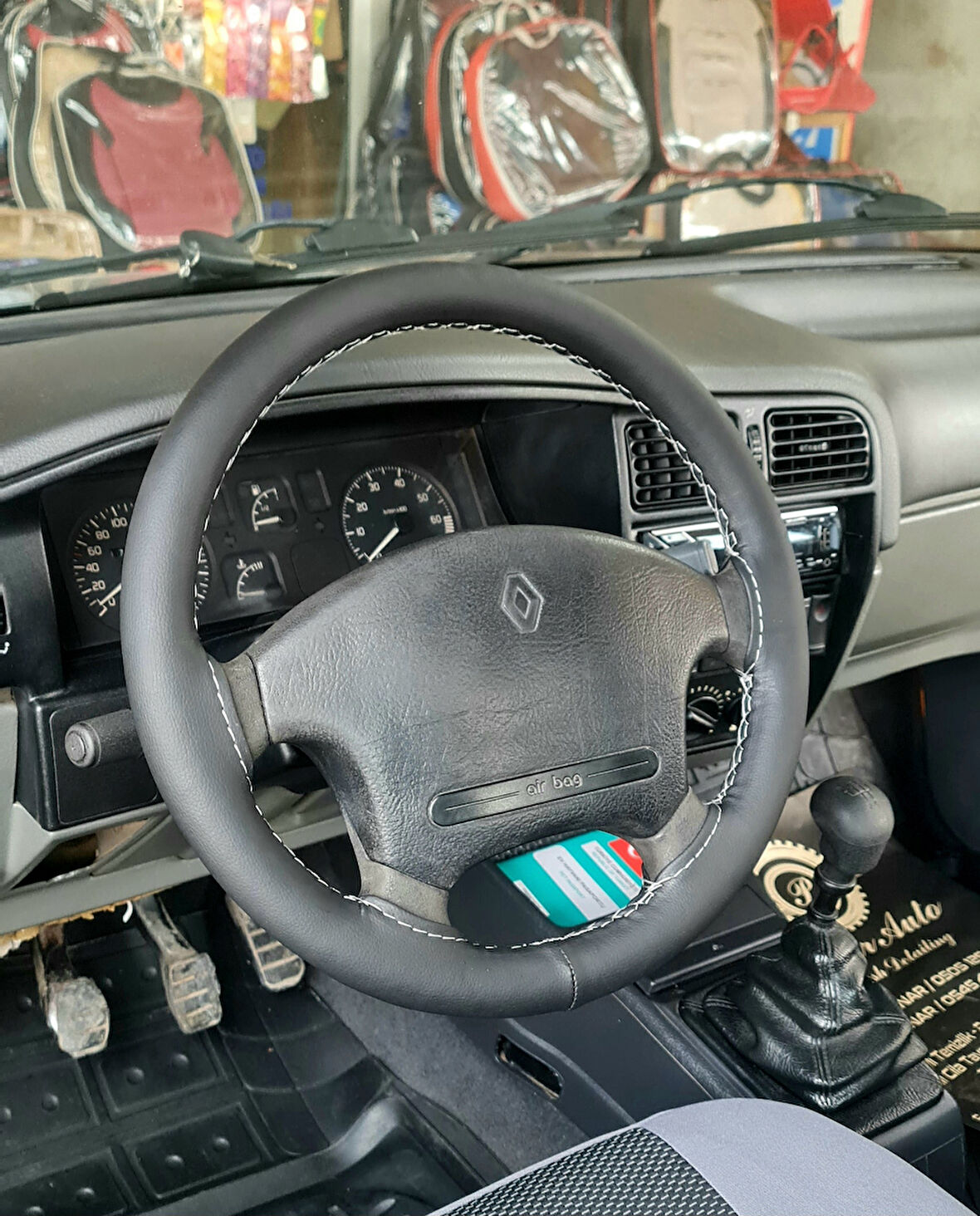 Dikmeli Direksiyon Kılıfı Renault 19 Uyumlu Soft Siyah Deri Siyah İpli