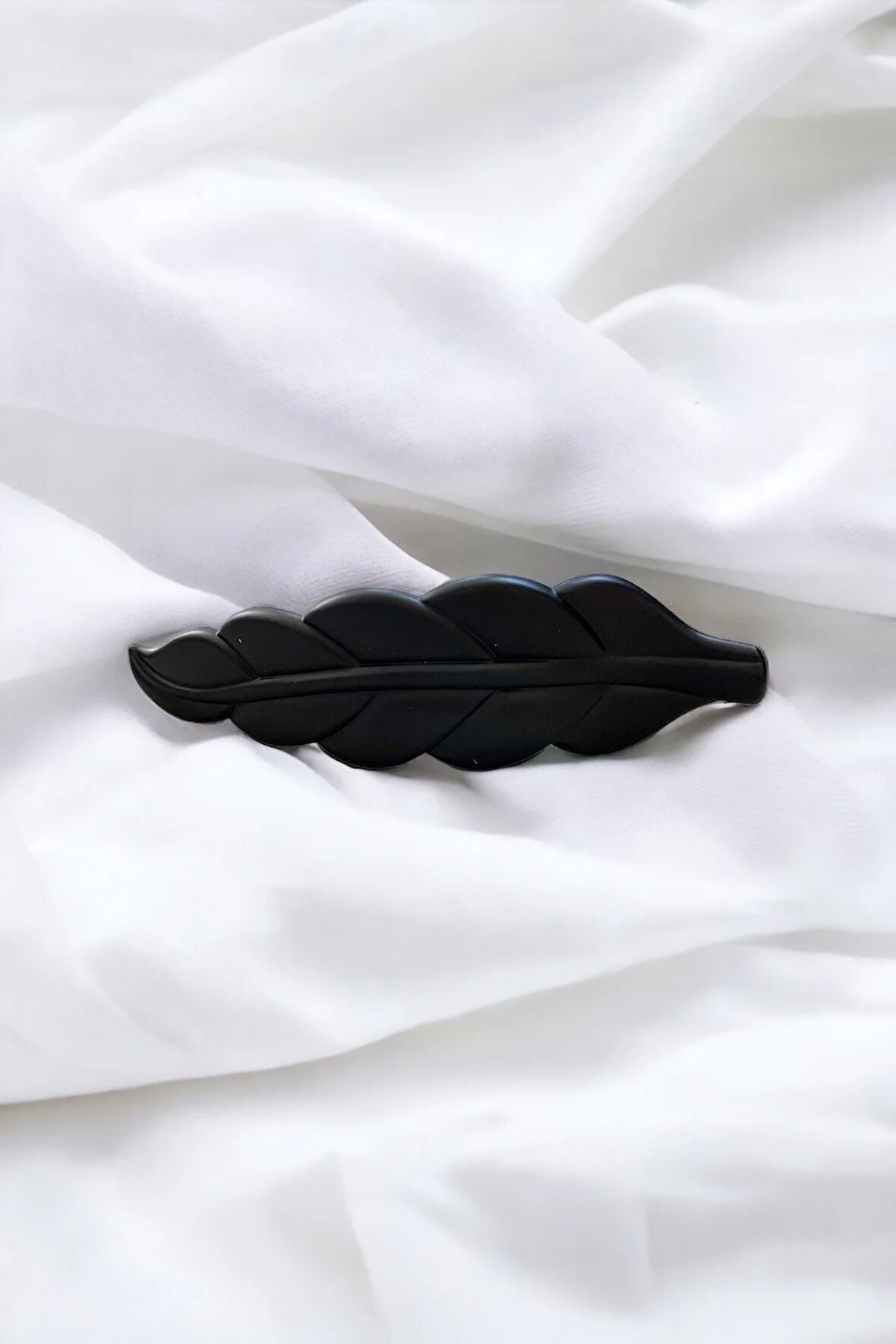 Kadın Yaprak Model Mandal Toka