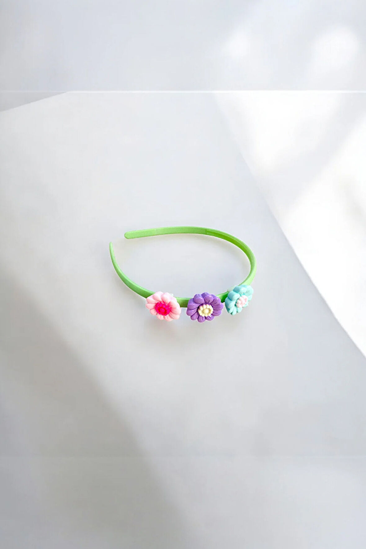 Çiçek Figürlü Parlak Renklerde Çocuk Taçı