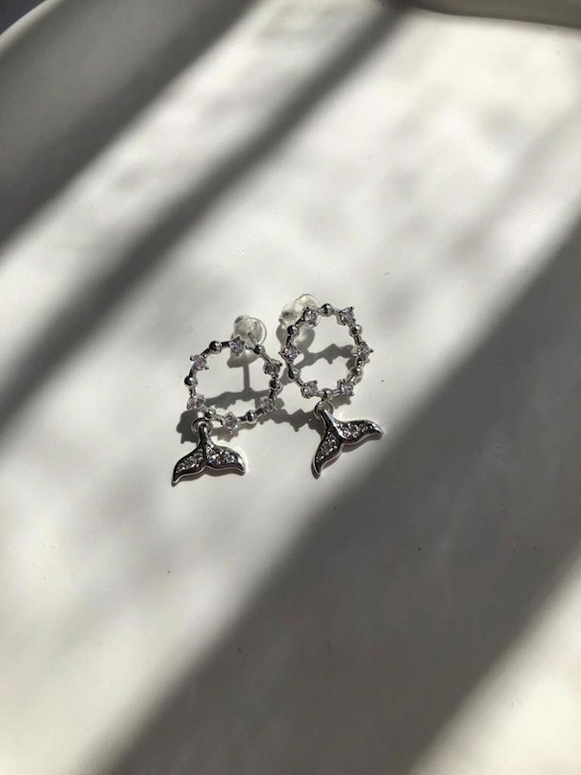 Zirkon Taş Orka Küpe