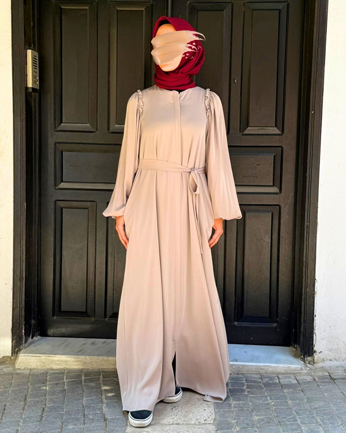 Dubai İpeği Tesettür Ferace Bej