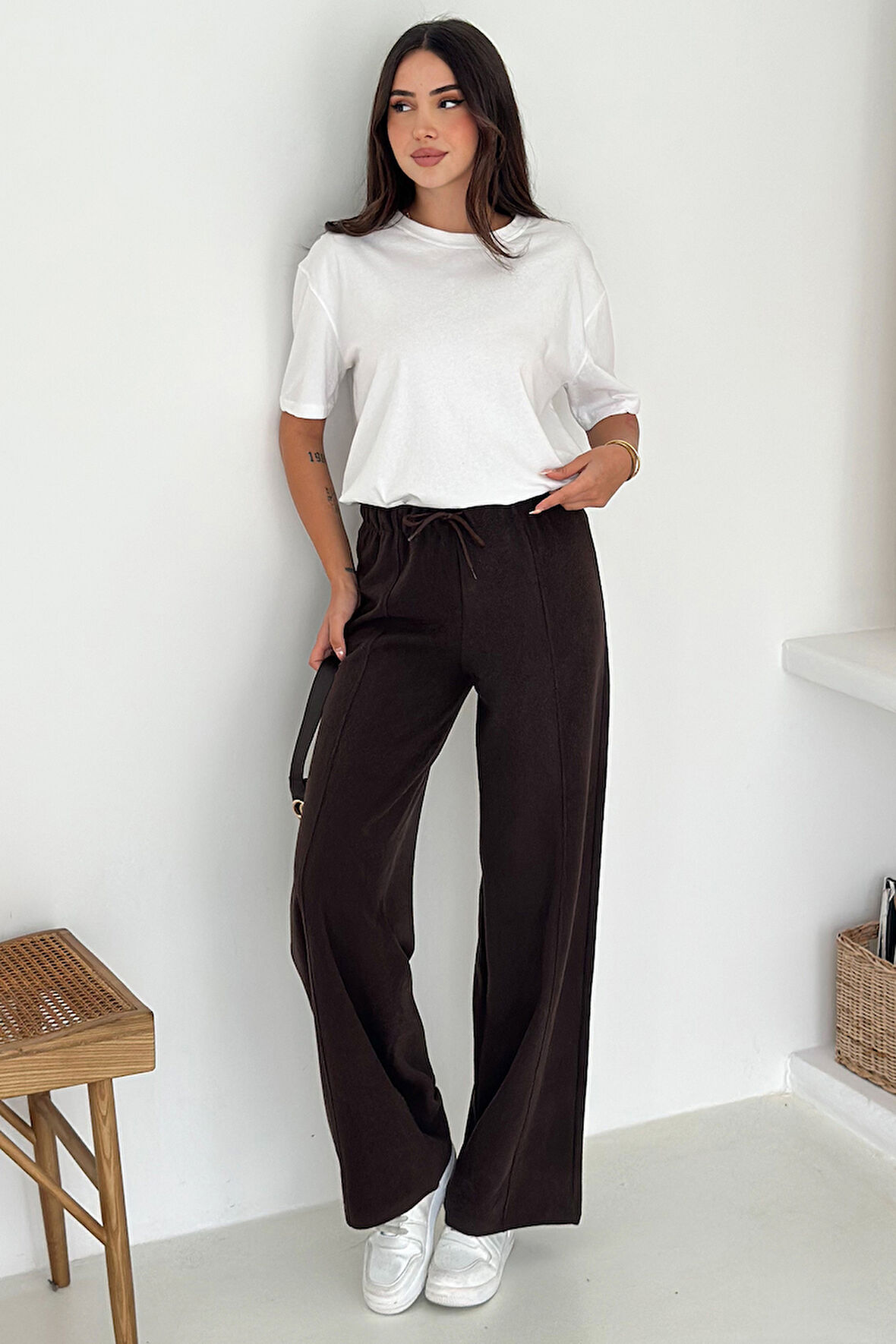 Kadın Kalın Selanik Dokulu Bol Kesim Pantolon – Kışa Özel & Konforlu Stil