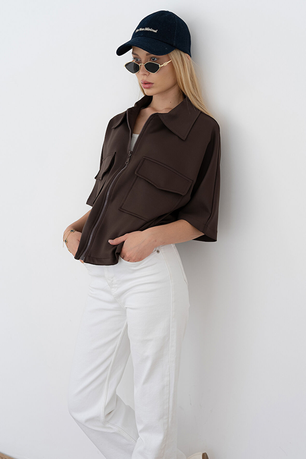 Kadın Scuba Kumaş Fermuarlı Ceket – Yapılandırılmış & Günlük Stil