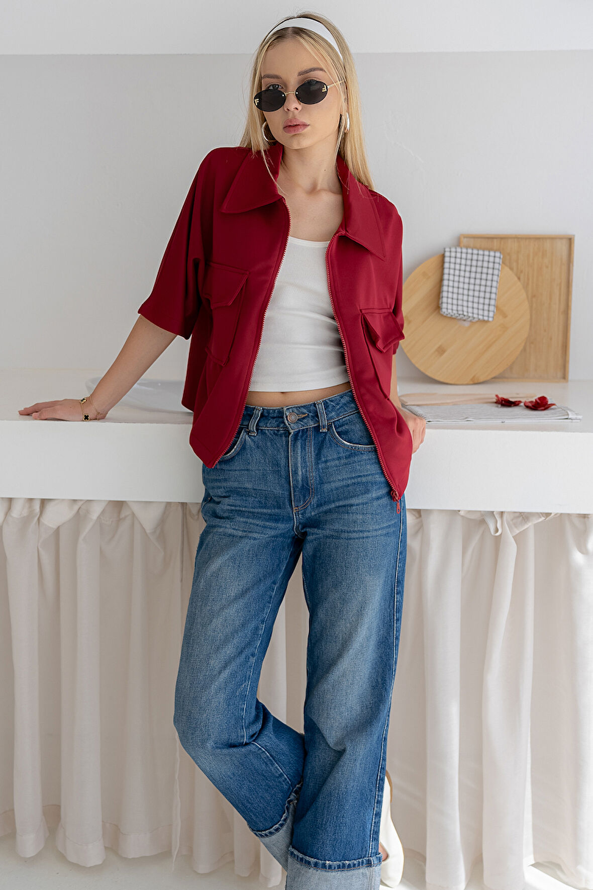 Kadın Scuba Kumaş Fermuarlı Ceket – Yapılandırılmış & Günlük Stil