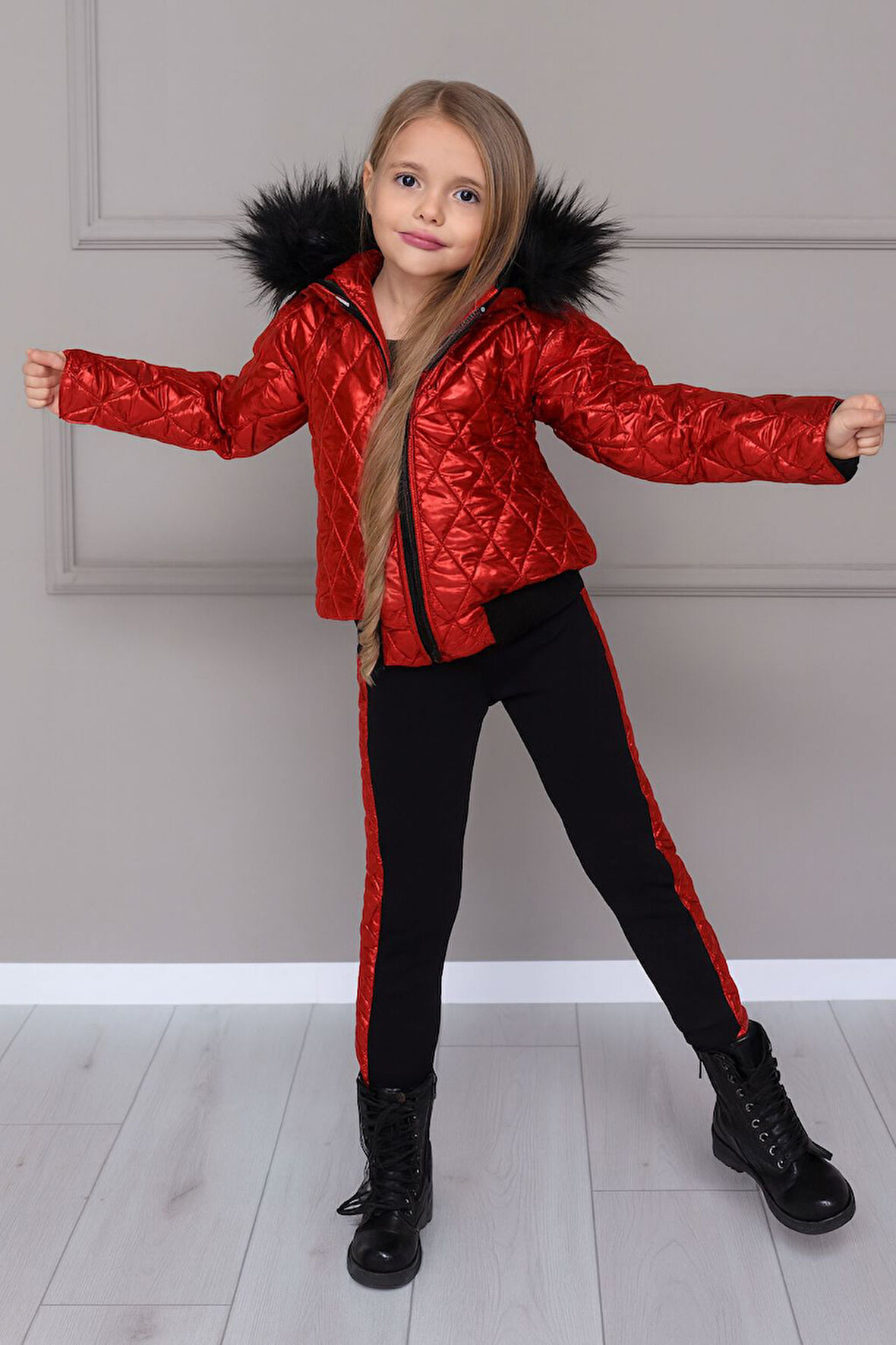 Kız Çocuk Kapitone Mont & Şeritli Eşofman 2’li Takım – 2/12 Yaş