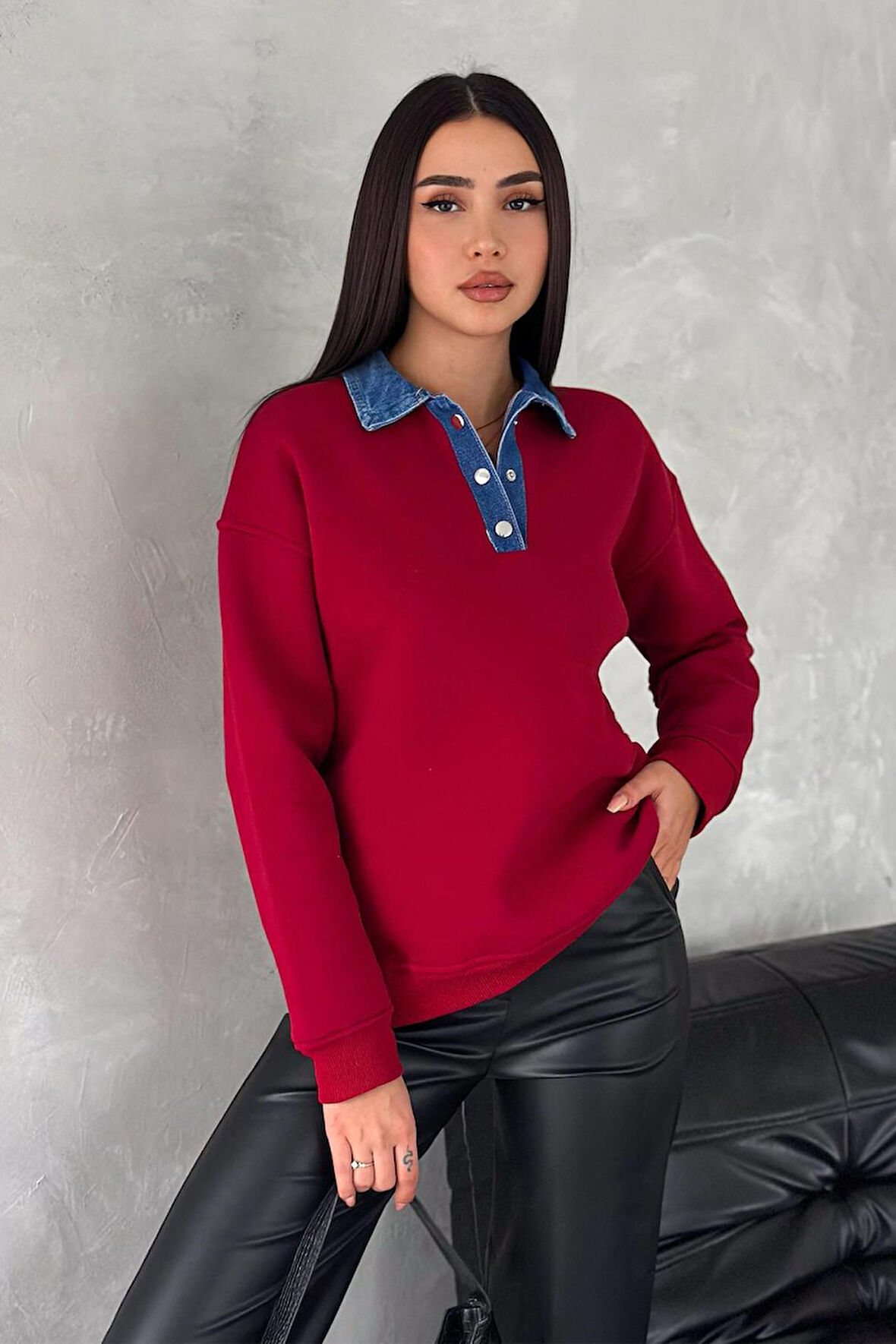 Kadın Denim Yakalı Sweatshirt – Sportif & Şehirli Konfor