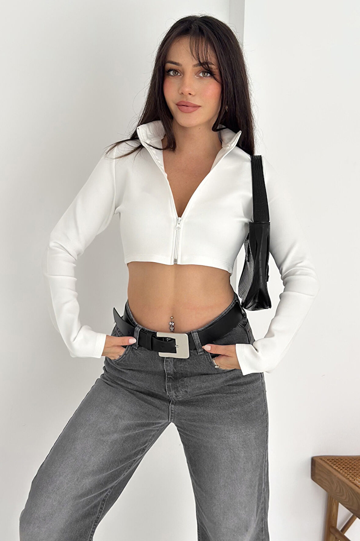 Kadın Fermuarlı Crop Ceket – Dinamik & Modern Stil