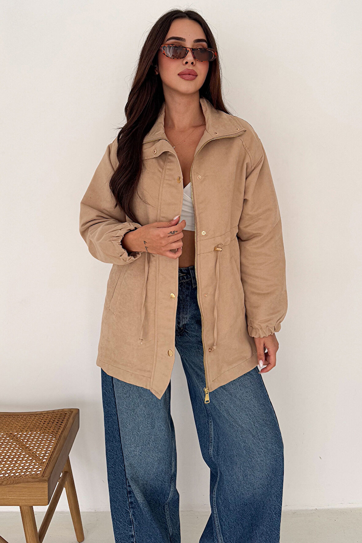 Kadın Bel Büzgülü Düğmeli Ceket – Fonksiyonel & Modern Stil