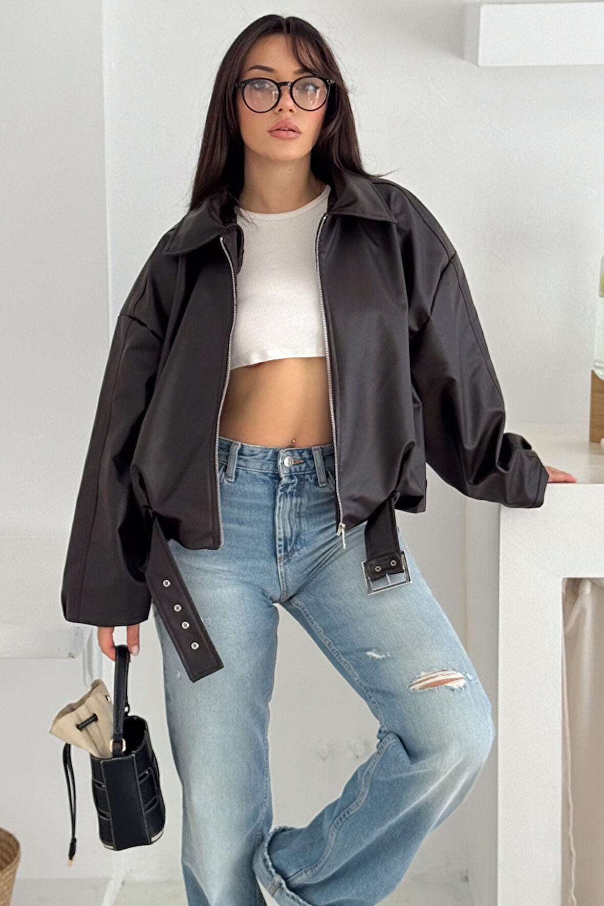 Kadın Oversize Deri Ceket – Güçlü & Sokak Stili