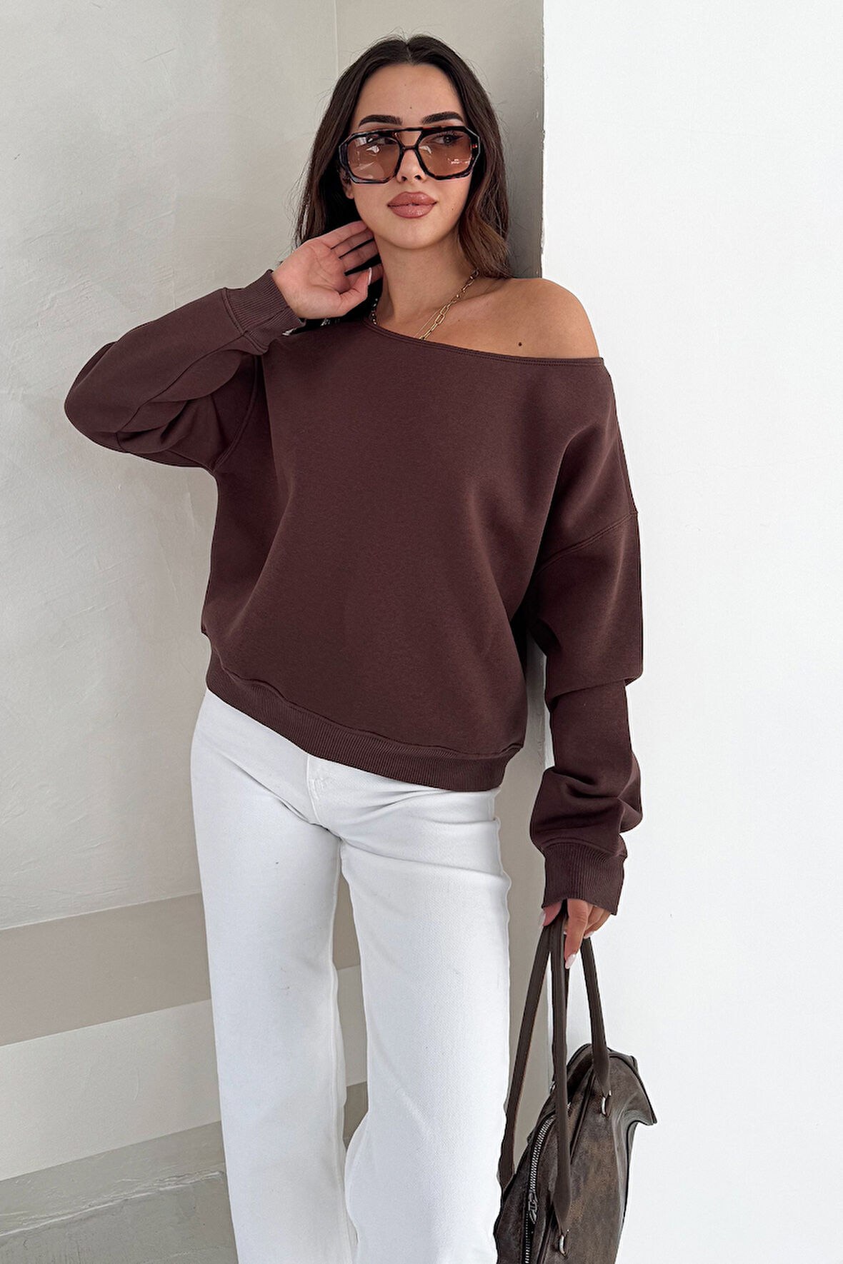 Kadın Omuz Detaylı Polar Sweatshirt – Rahat & Feminen Stil
