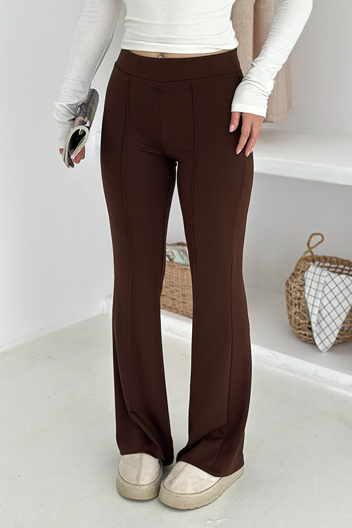 Kadın Yüksek Bel İspanyol Paça Tayt – Retro & Şehirli Stil