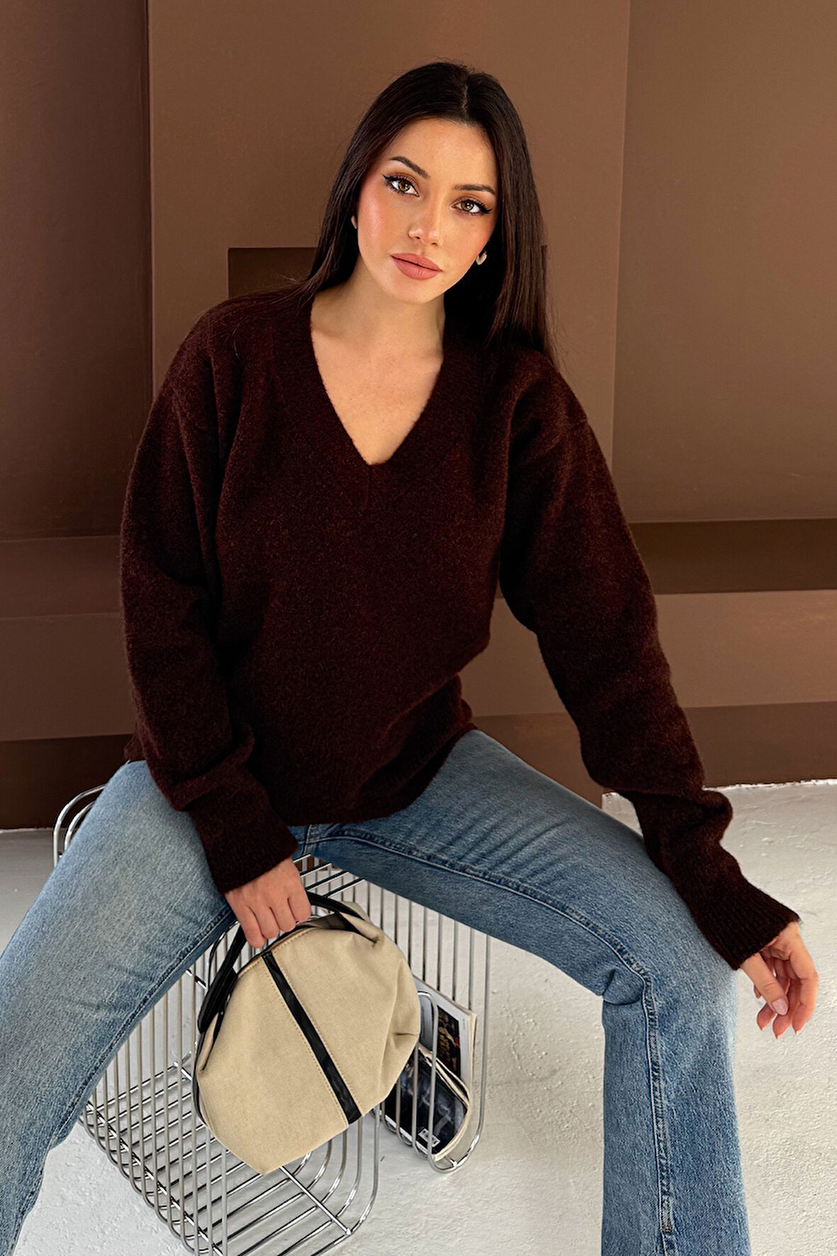 Kadın V Yaka Uzun Kollu Triko Kazak – Soft Classic