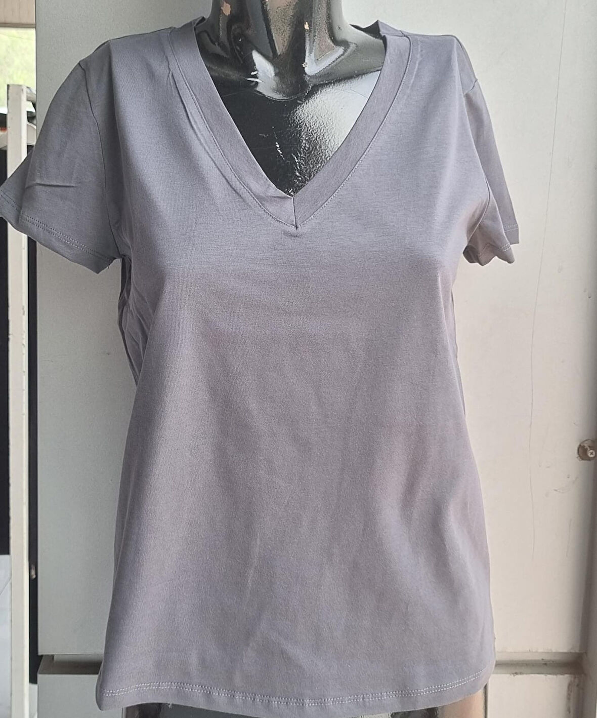 Kadın T-shirt V Yaka Kısa Kollu