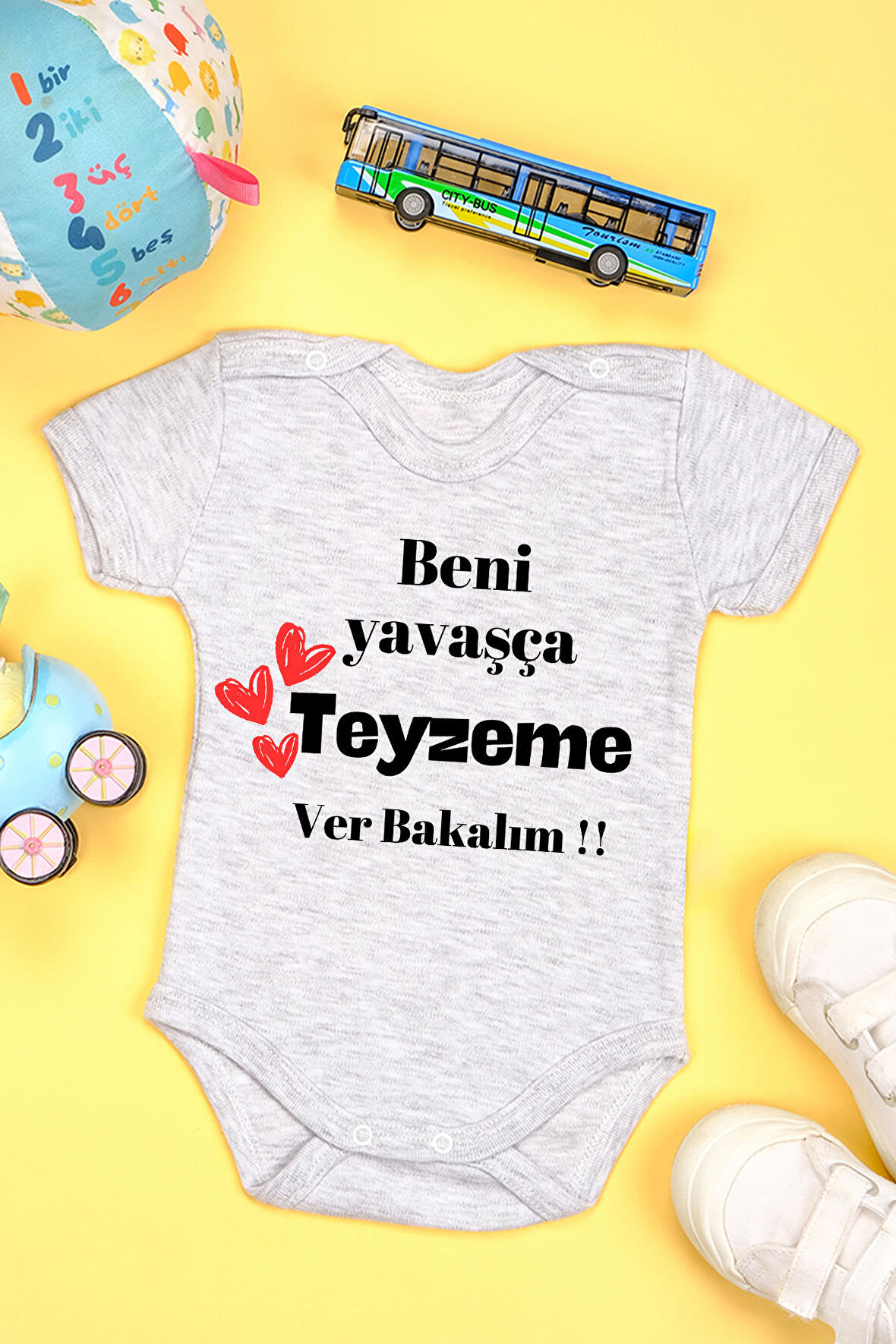 Teyze Aşkı Baskılı Omuz Çıt Çıt Zıbın