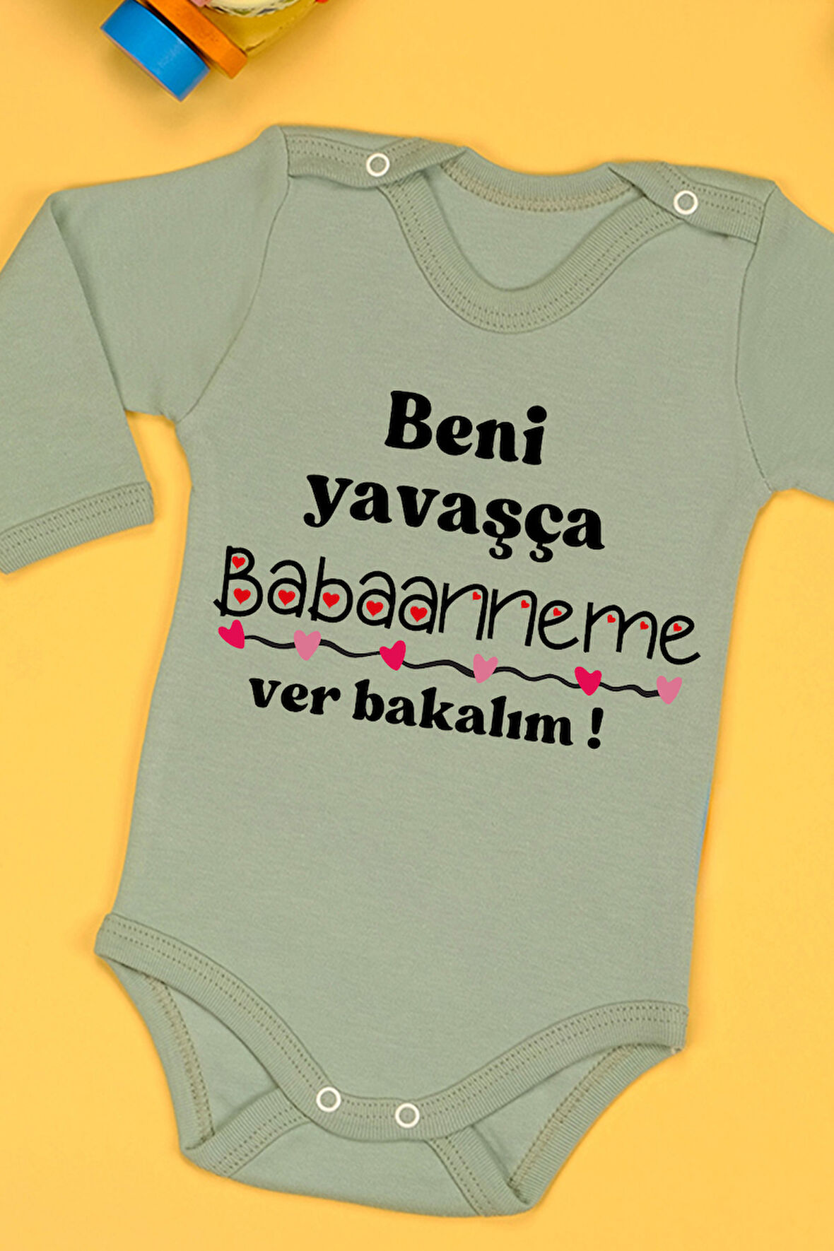 %100 Pamuk Babanne Sevgisi Yumuşak Baskılı Omuz Çıt Çıt Zıbın