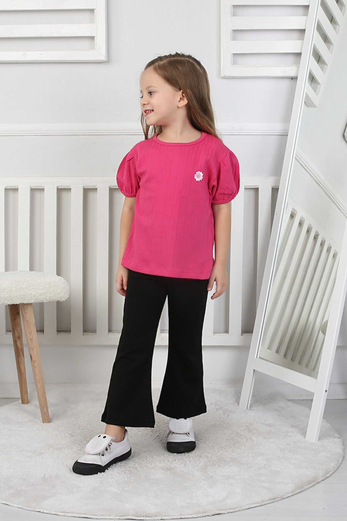 Kız Çocuk T-Shirt Papatya Nakışlı