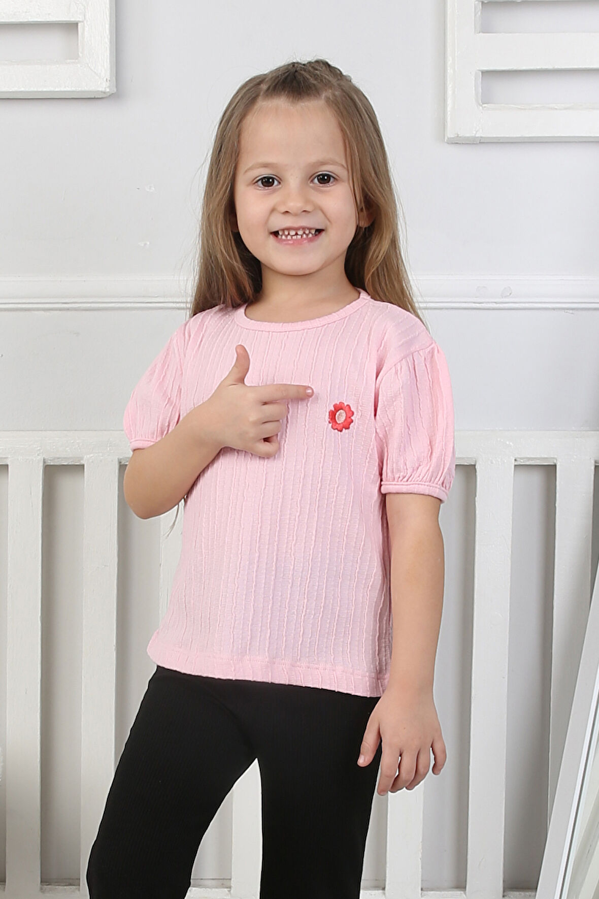 Kız Çocuk T-Shirt Papatya Nakışlı