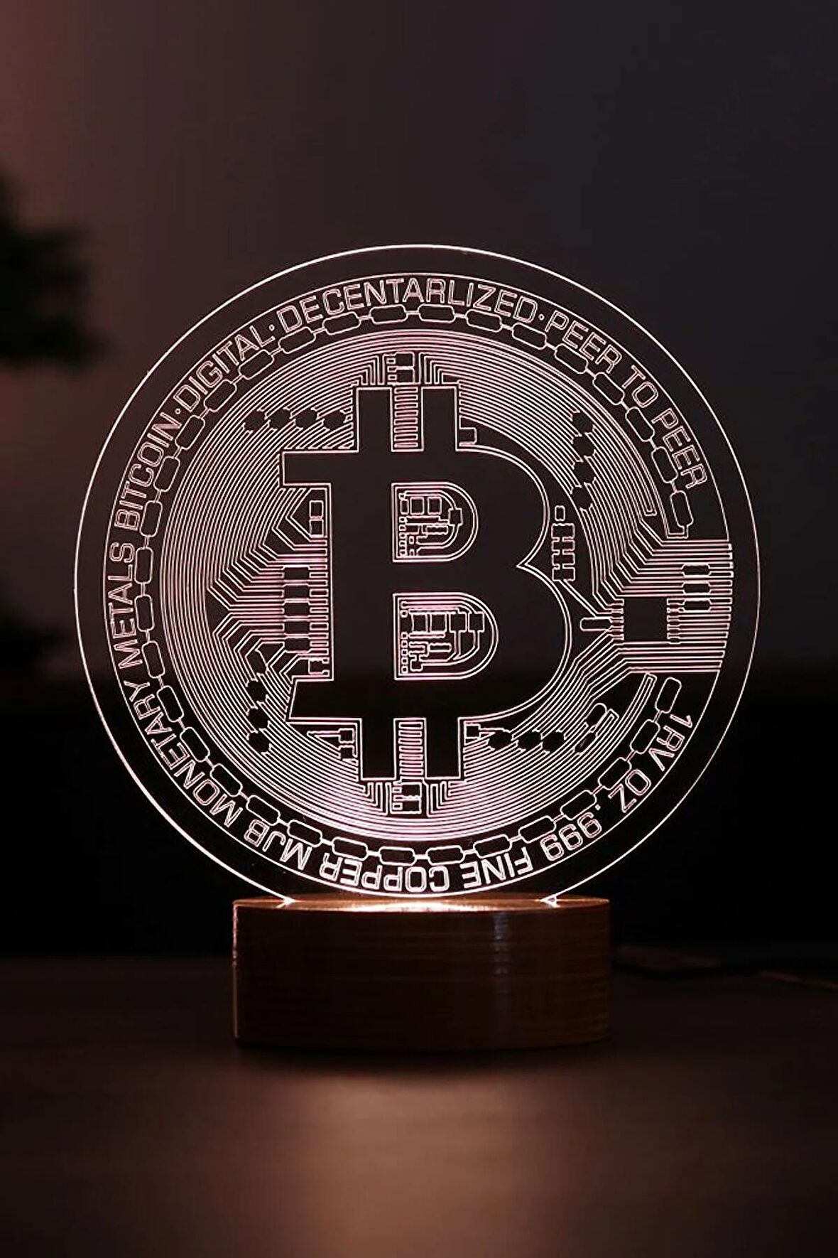 Bitcoin Led Masa Lambası Ahşap Taban 7 Farklı Işık Renkli Gece Lambası Kripto Dekoratif Aydınlatma