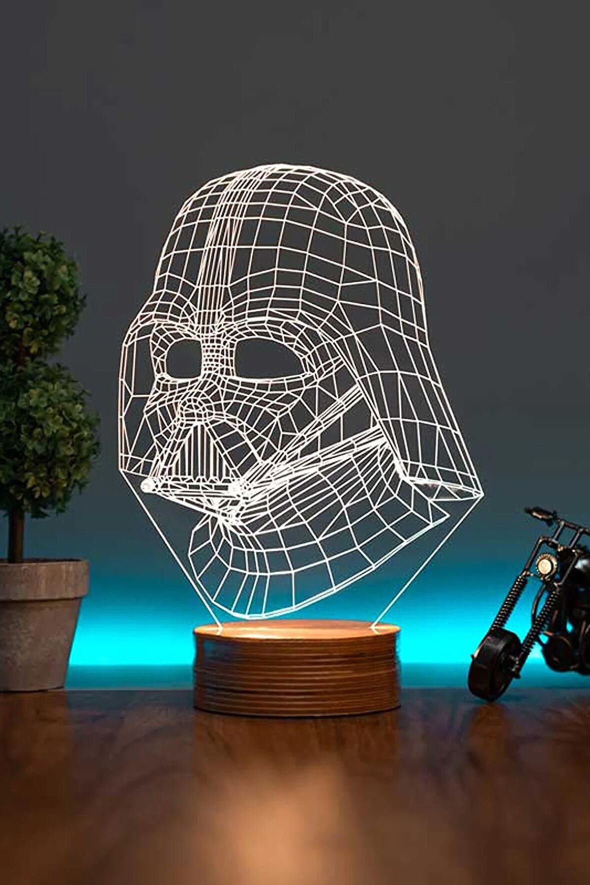 Darth Vader Figürlü Dekoratif Hediye Led Masa Lambası | 7 Işık Rengi | Ahşap Taban