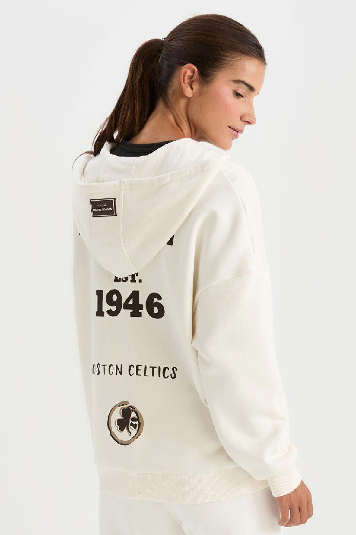 DeFactoFit NBA Boston Celtics Oversize Geniş Kalıp Kapüşonlu Sırt Baskılı Kalın Fermuarlı Sweatshirt D0691AX24AUER105
