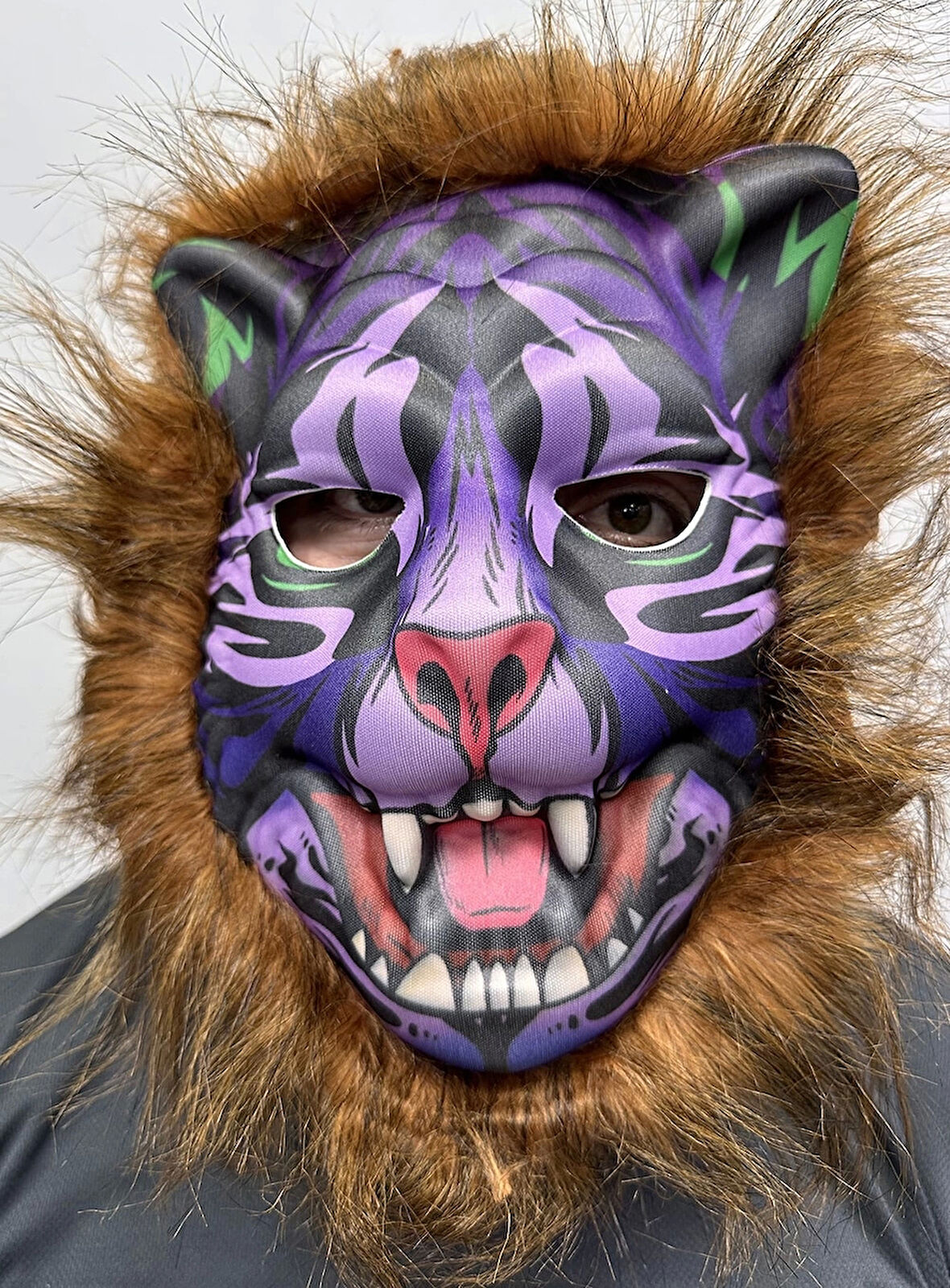 Kahverengi Saçlı Dişli Kurt Maskesi Mega Peluş 16 No