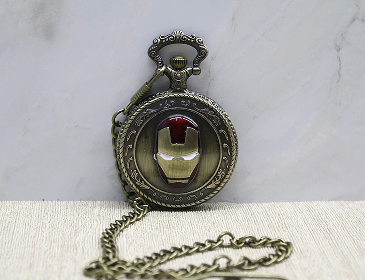 Iron Man Tasarımlı Köstekli Saat