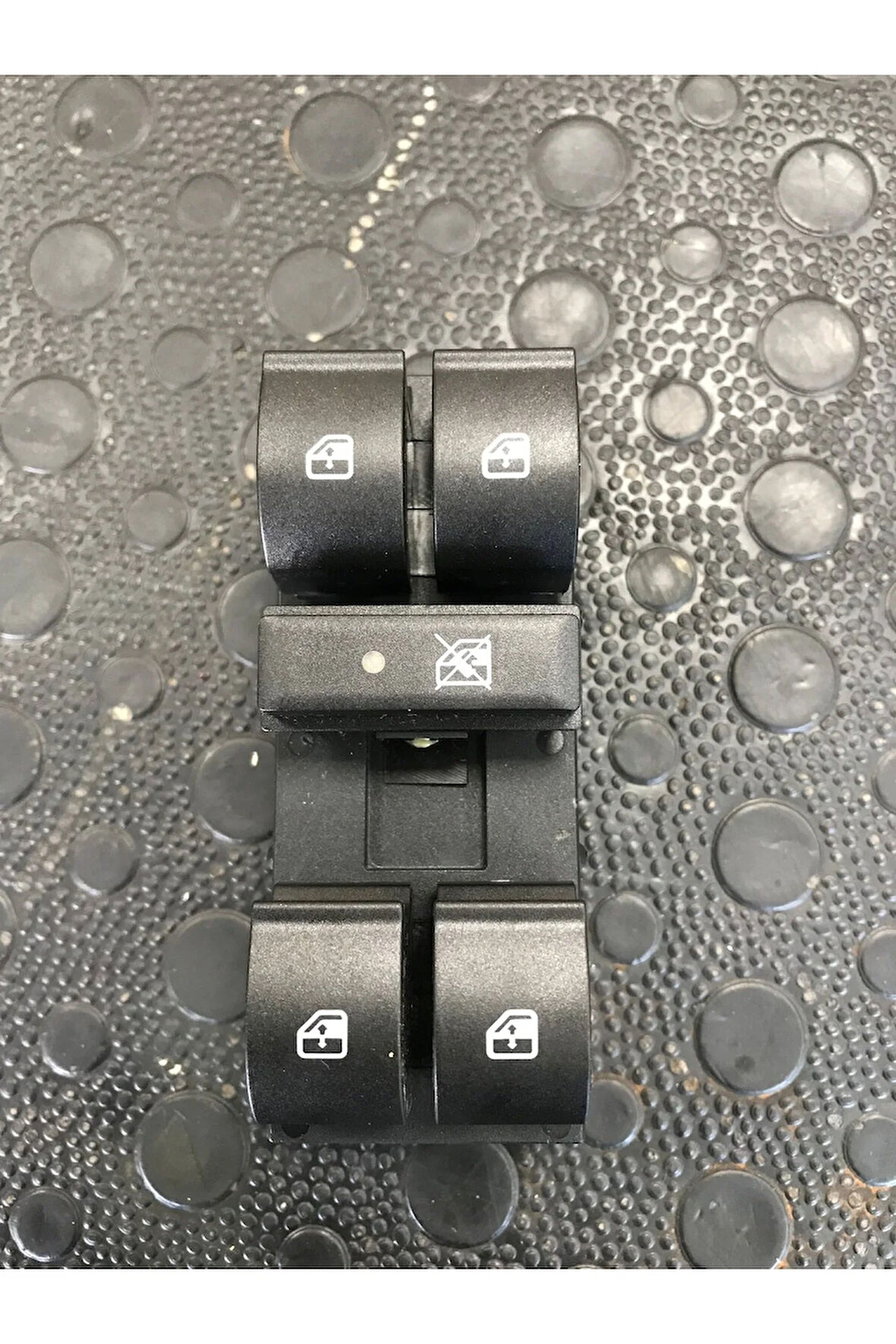 Bravo Linea cam düğme seti 4 cam otomatik modeli