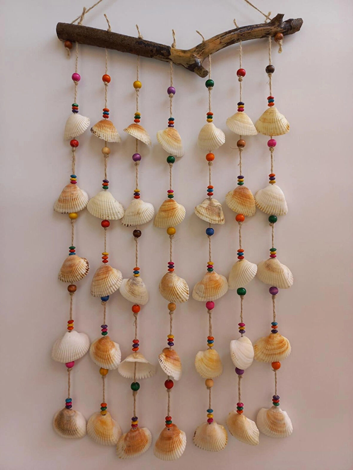 Renkli Boncuklu Deniz Kabuğu Figürlü 7'li Rüzgar Gülü