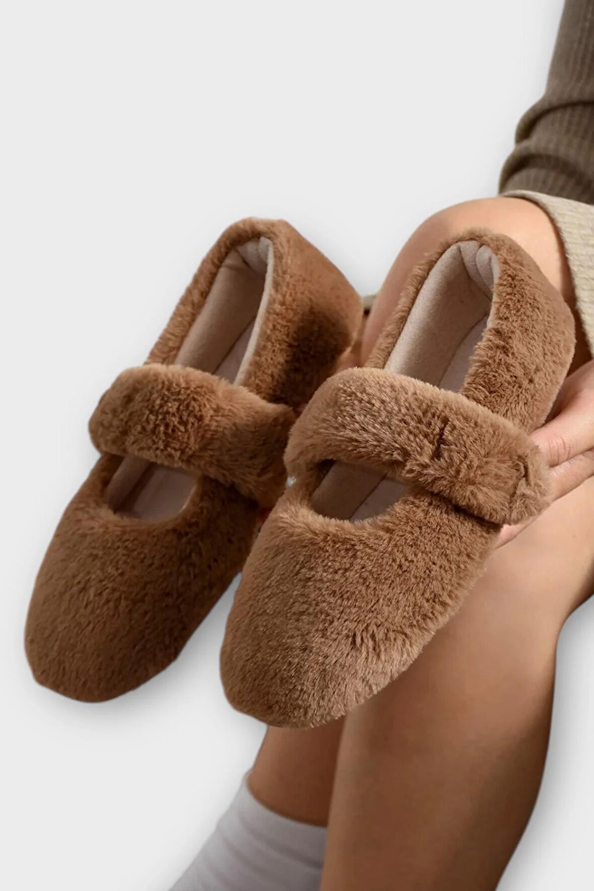 Tüylü Tek Kemer Cırtlı Panduf Kadın Ev Babeti KAHVERENGİ