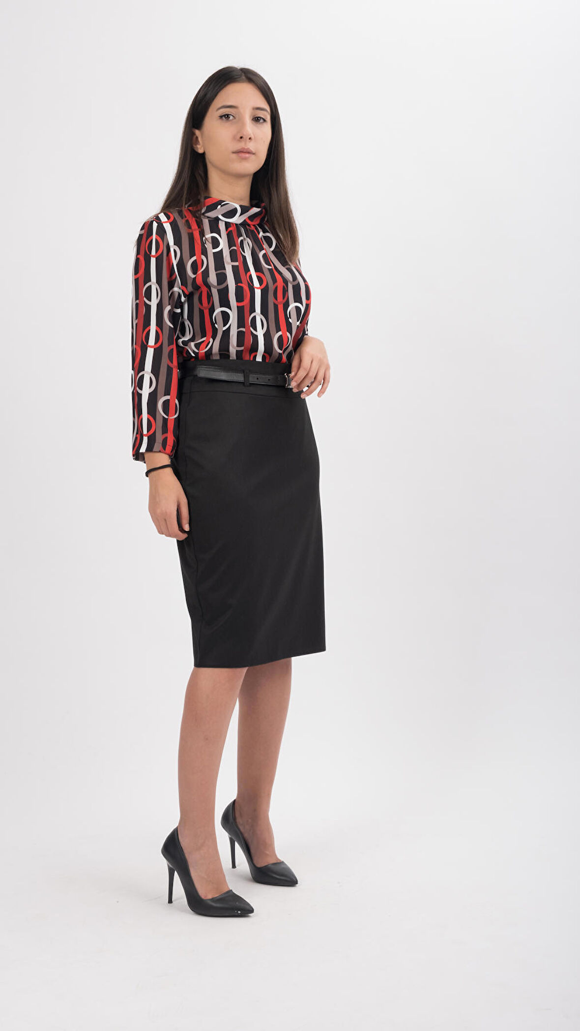 SORALLİNE KADIN OFİS ETEK 60 CM BOYUNDA 740 SİYAH MEVSİMLİK ÜRÜN