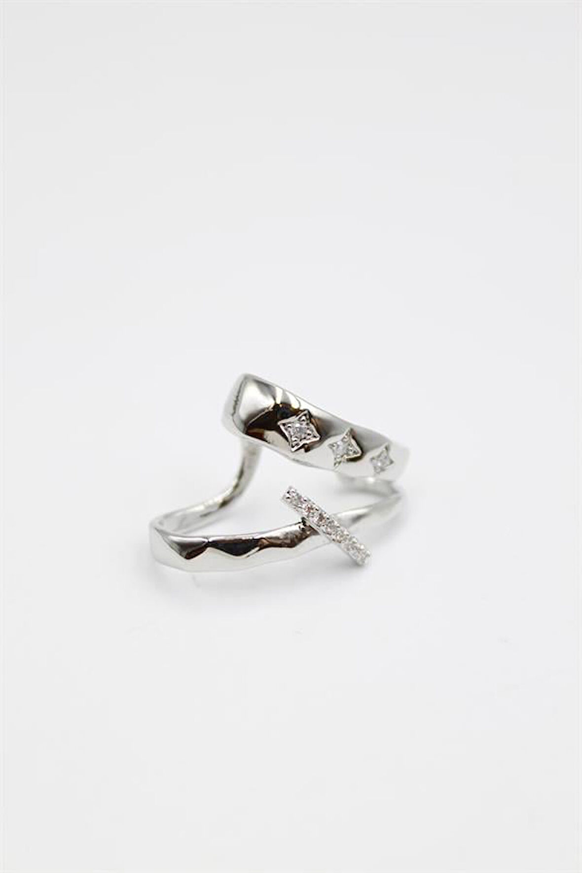 Taşlı Kıkırdak Küpe - Gümüş Rengi