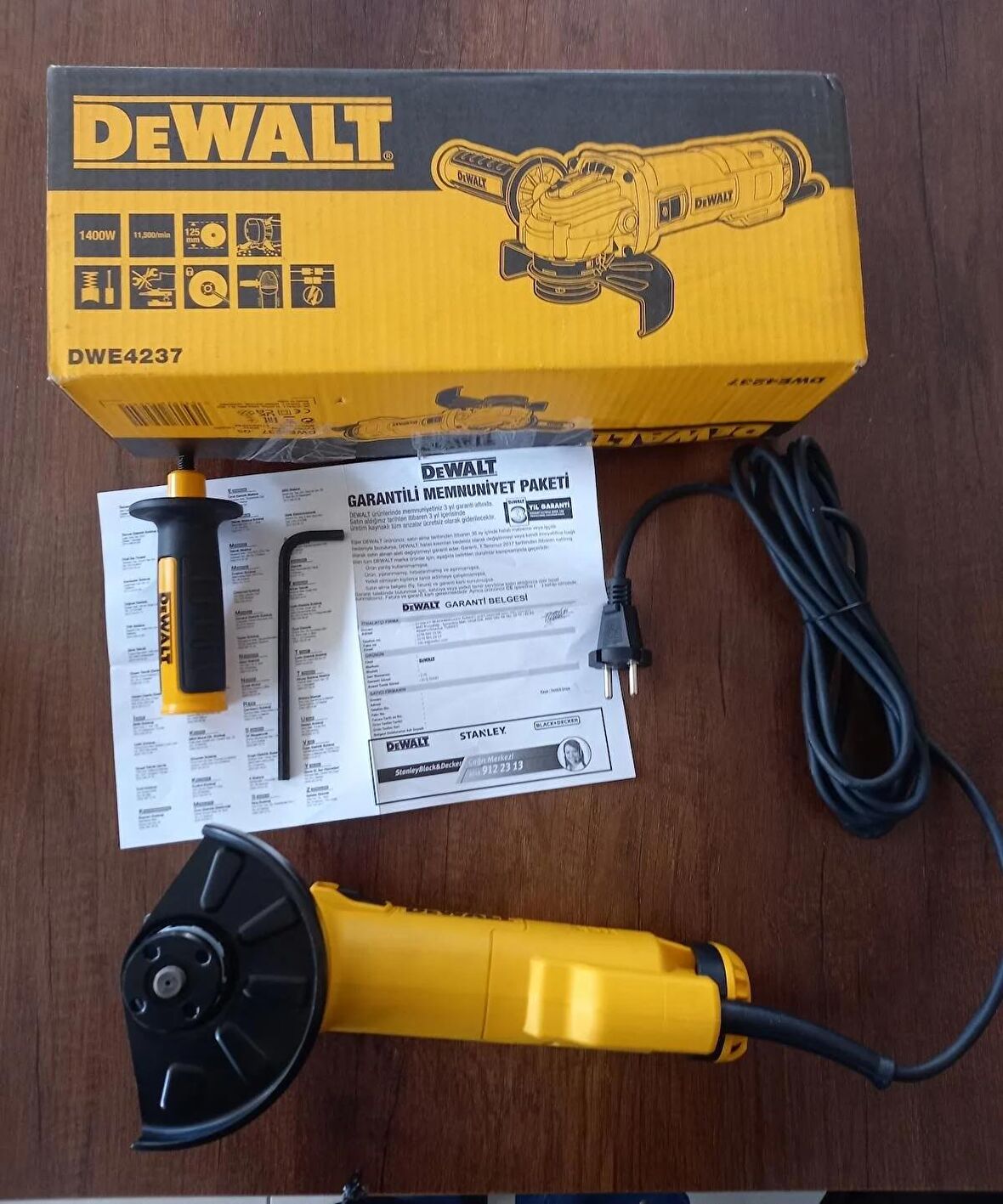 DEWALT